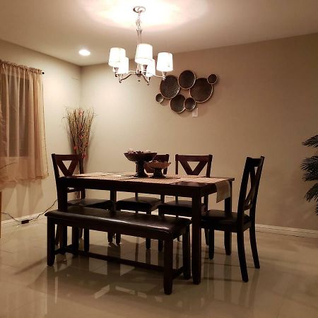 Beautiful 3 Bed/2 Bath Cozy Get Away Home Las Vegas Bagian luar foto