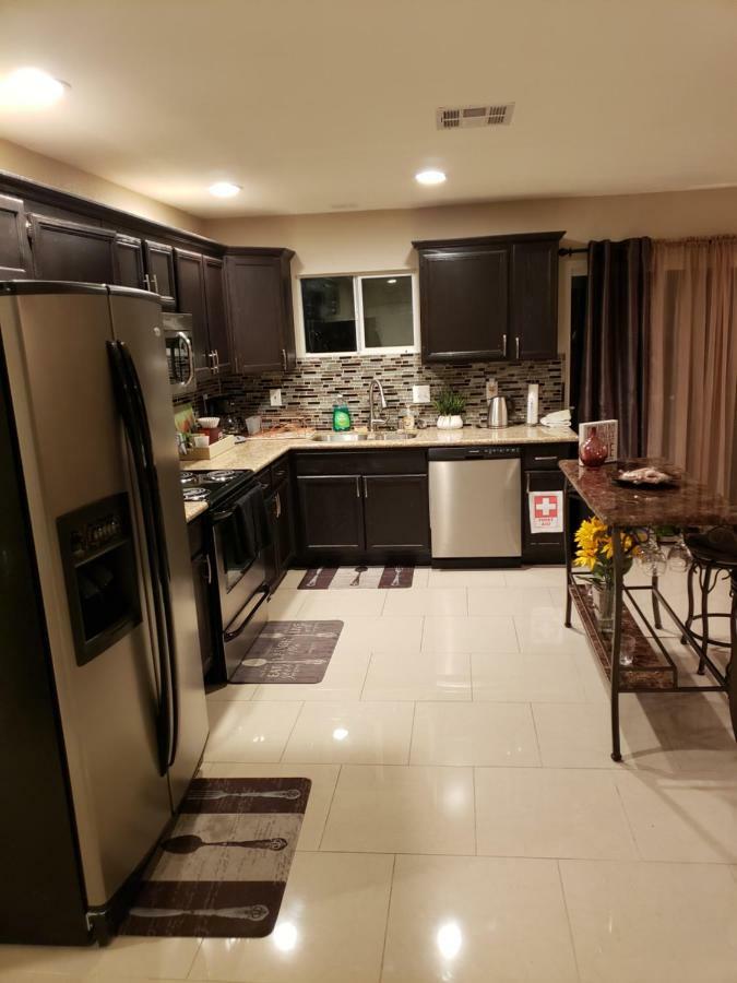 Beautiful 3 Bed/2 Bath Cozy Get Away Home Las Vegas Bagian luar foto