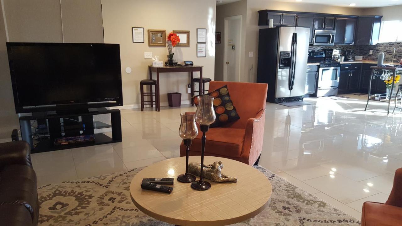 Beautiful 3 Bed/2 Bath Cozy Get Away Home Las Vegas Bagian luar foto