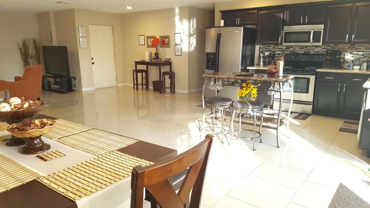 Beautiful 3 Bed/2 Bath Cozy Get Away Home Las Vegas Bagian luar foto